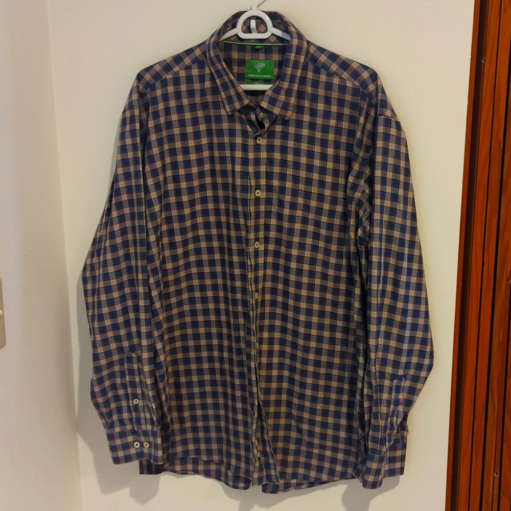 Forsyth of Canada men's XL dress shirt